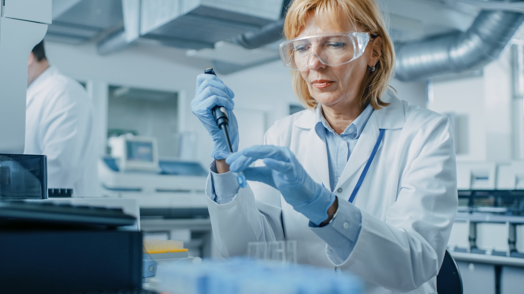 Choose the best qPCR probe chemistry