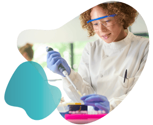 Woman_pipetting_branded